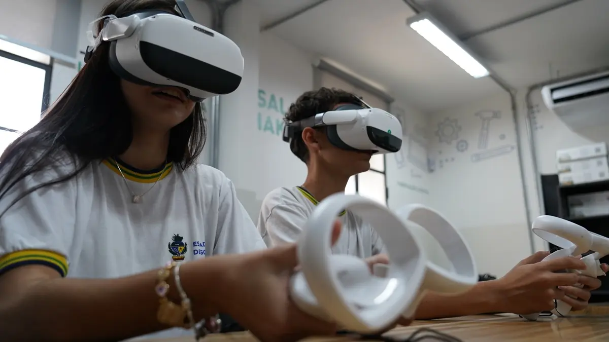 Educação em Goiás distribui ferramentas tecnológicas e materiais de apoio para o Enem na rede estadual