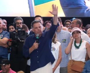 Marconi oficializa candidatura ao governo, mas não define vice