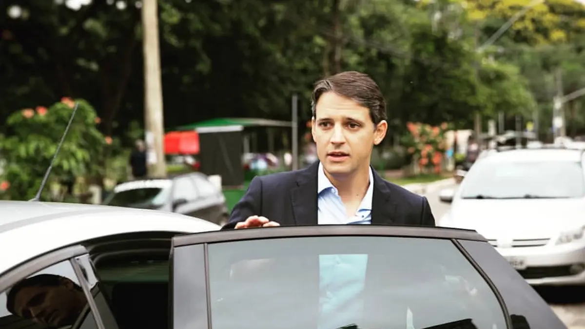 Ex-deputado por Goiás assume a Educação do DF