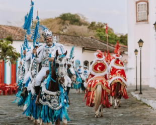Cidade de Goiás recebe Cavalhadas neste fim de semana