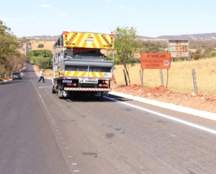 GO-326 recebe últimos serviços da restauração de 51,8 km entre Sanclerlândia e Anicuns