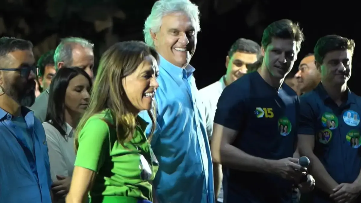 'Não faço briga inútil', diz Caiado em comício