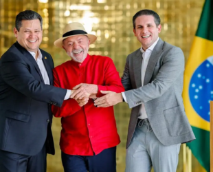 Lula, Motta e Alcolumbre acertam avanço da taxa das blusinhas e fim da escala 6x1