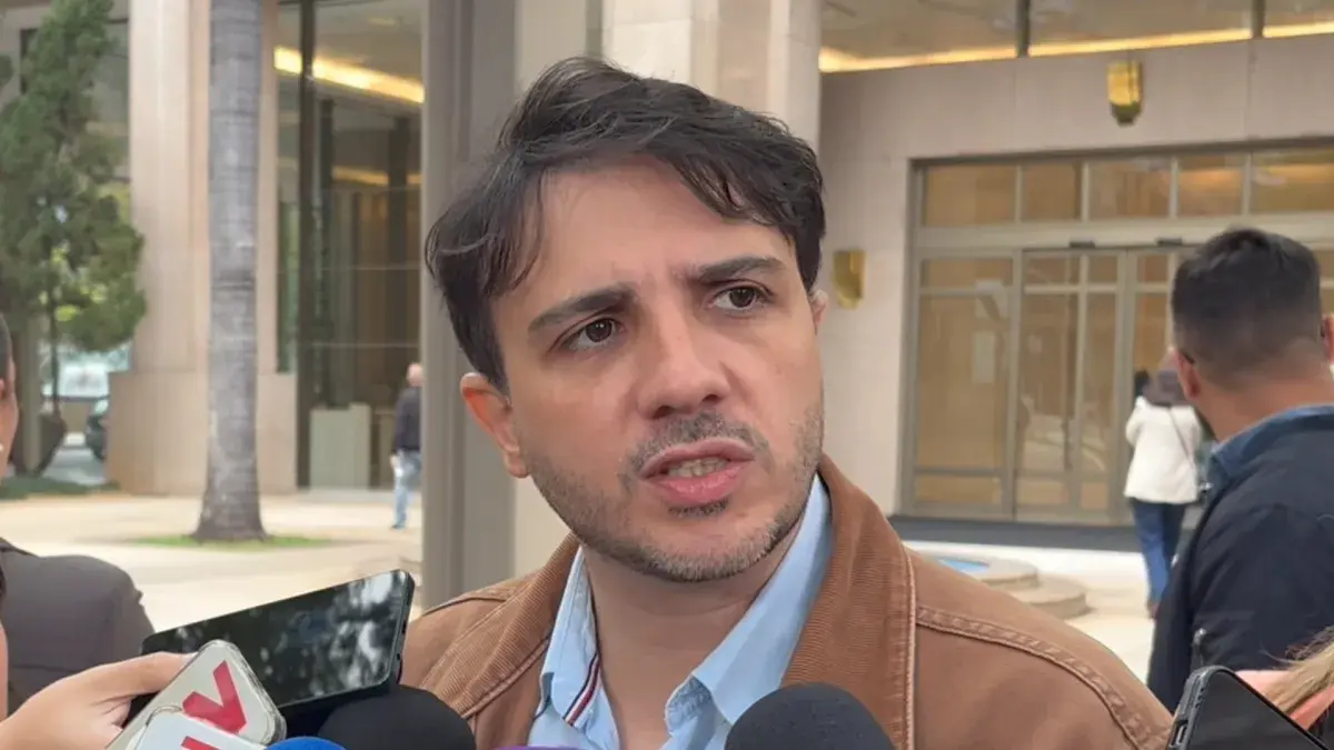 Renan Santos defende armas nucleares no Brasil: 'Mais soberania'