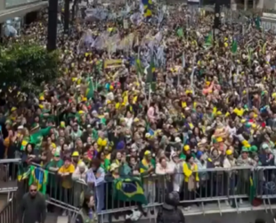 Ato na Paulista reúne 34,2 mil pessoas, diz portal