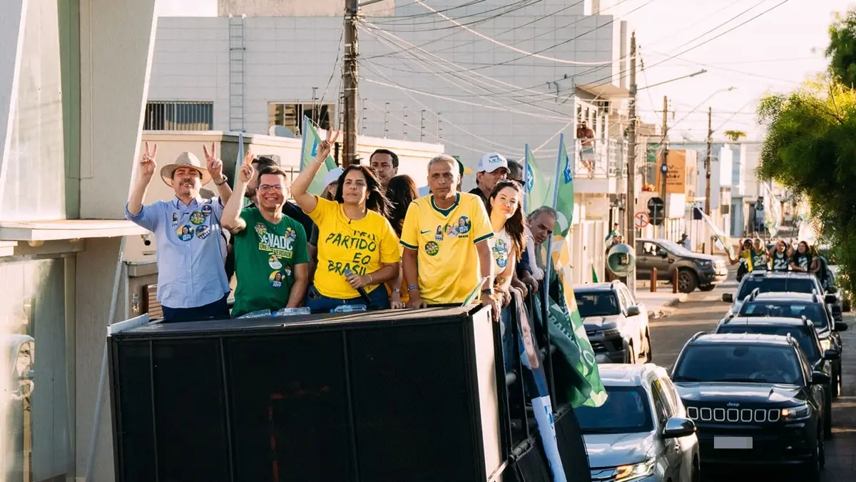 Michelle deixa Wilder na mão e não participa de agenda no Entorno