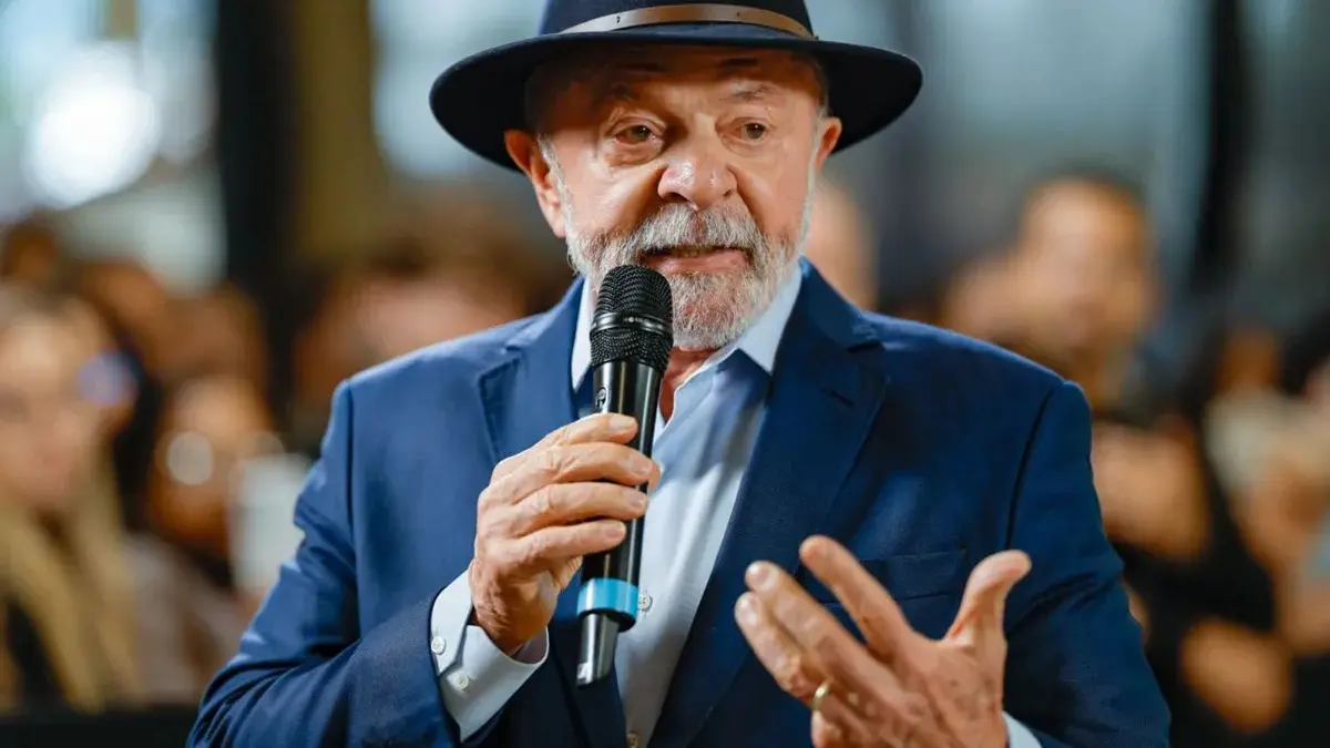 Lula diz ter 'uma leve impressão' de que não haverá segundo turno