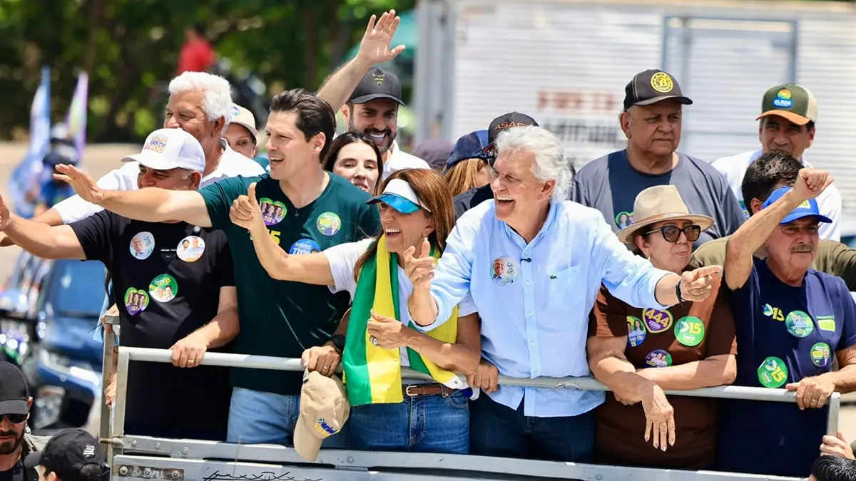 Caiado defende Daniel durante agenda em Cidade de Goiás: 'Competente e bom de serviço'