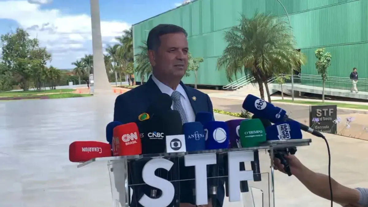 Marinho diz que Flávio deve evitar nomes radicais no governo
