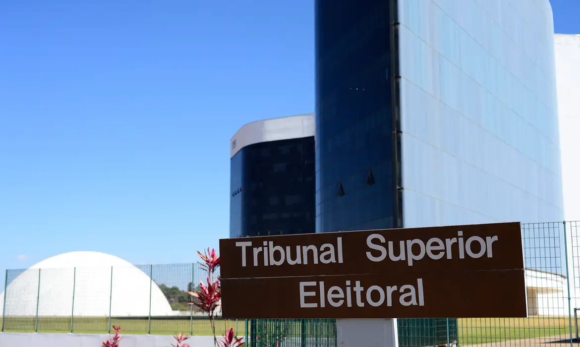TSE anuncia mudanças em alguns locais de votação; saiba como consultar